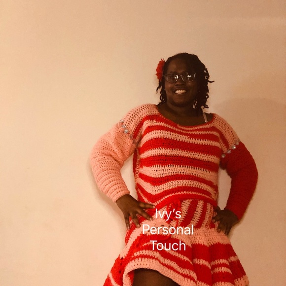 Crocheted sweater and skirt and thigh high set - Picture 3 of 7